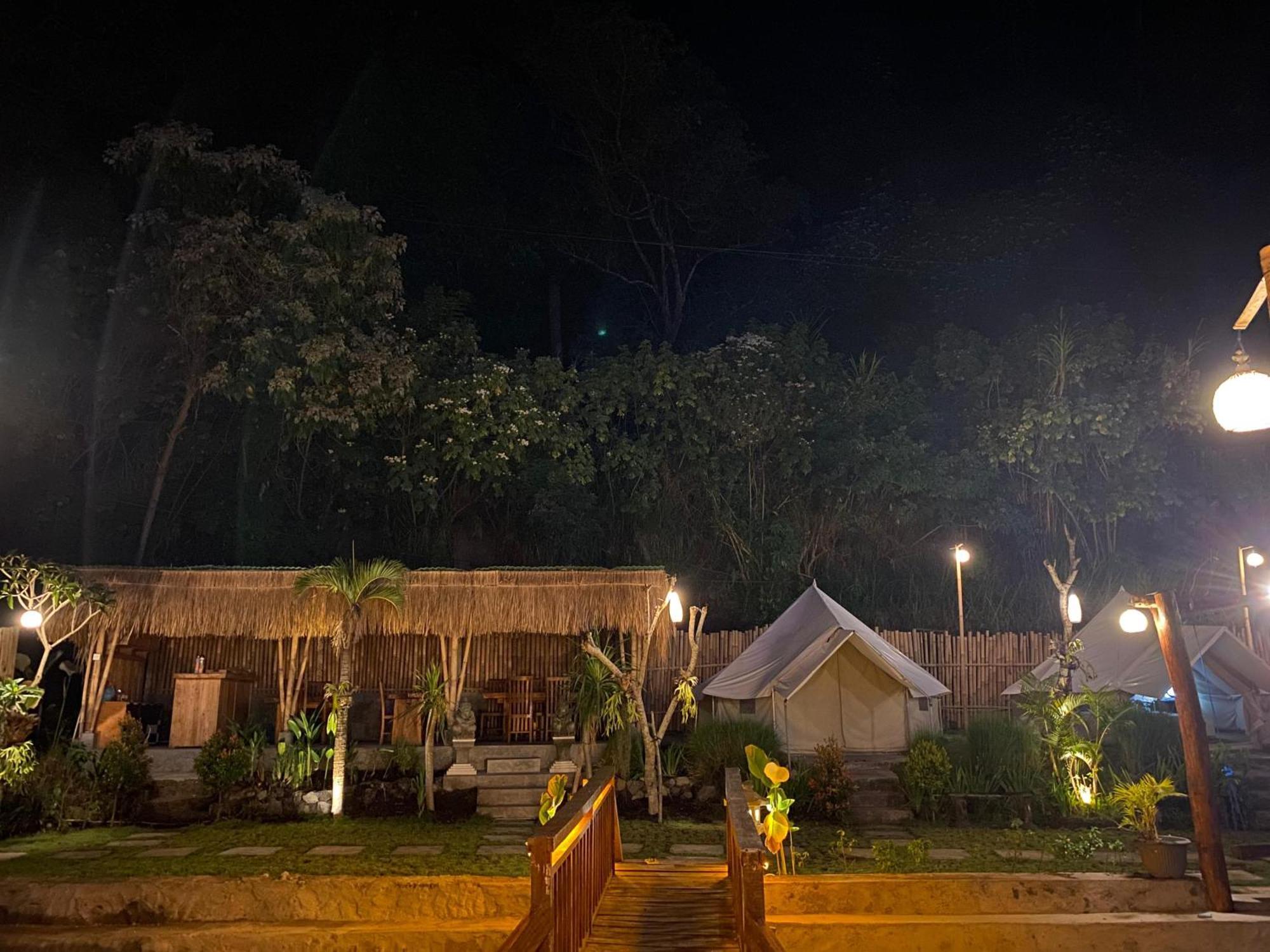 Emayan Glamping Kubupenlokan Exterior foto