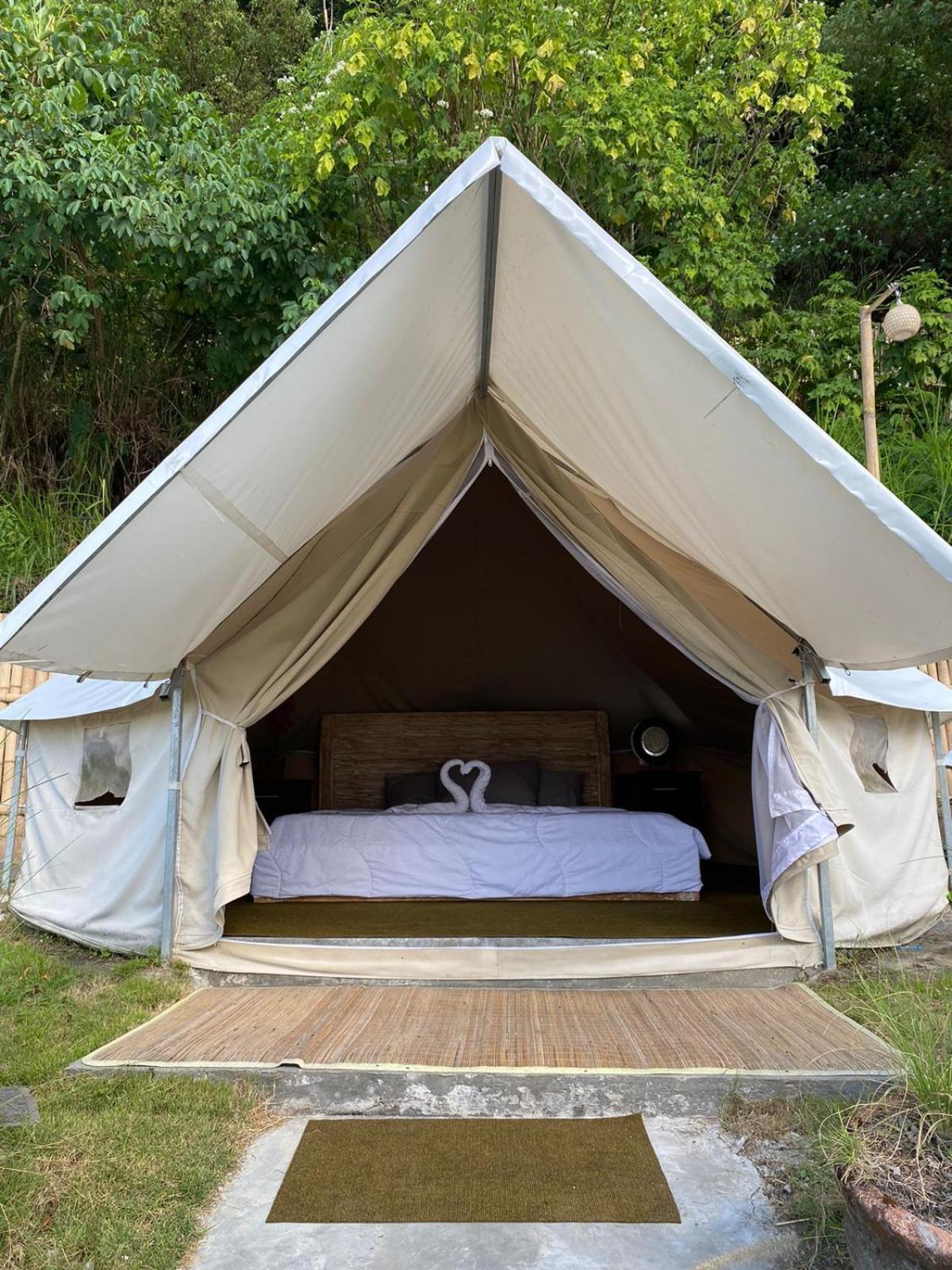Emayan Glamping Kubupenlokan Exterior foto